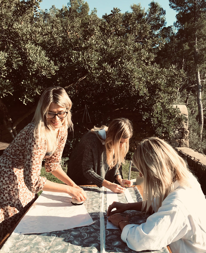 THE SEWING CIRCLE                                   A creative women’s retreat in Mallorca