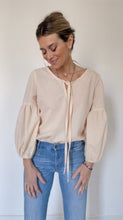 The island life blouse in Sand