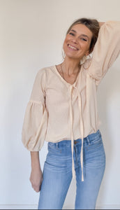 The island life blouse in Sand