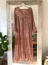 Linda dress in Strawberry