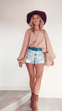 Bardot blouse in Light salmon
