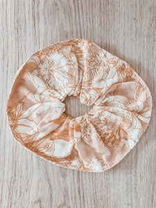 ISLA scrunchies