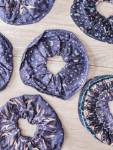 ISLA scrunchies