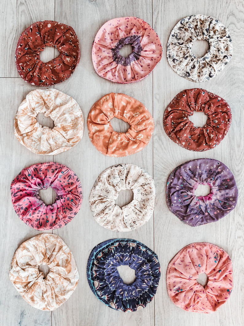 ISLA scrunchies